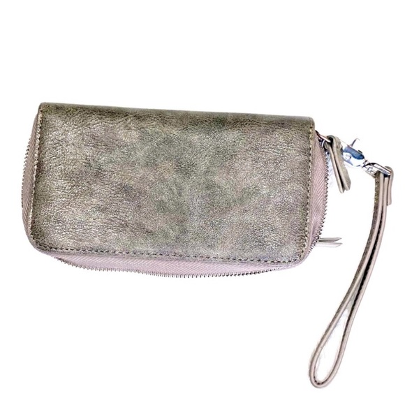 Maddison tech wallet wristlet. Stella & Dot. New - Picture 6 of 10